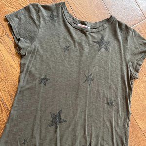 Sundry Olive Green Tee shirt, Size 2 (Medium)